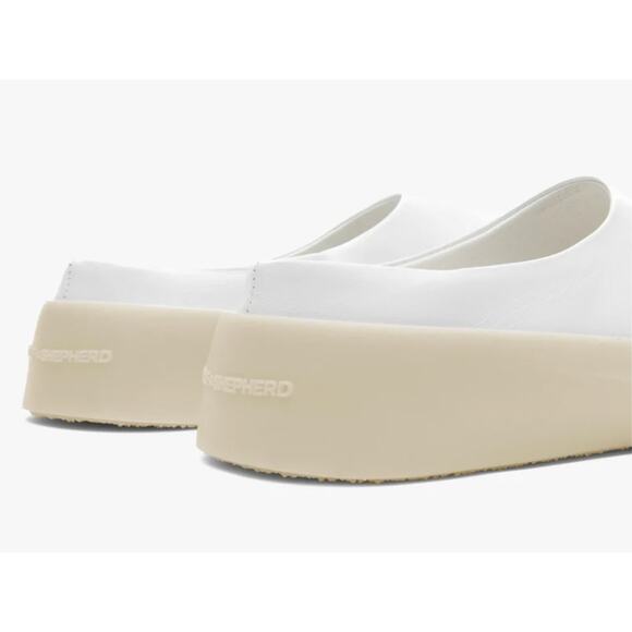 Wolf & Shepherd Mens 7.5 Womens 9 Cruise Mule Slip On Shoes White Vanilla NIB main image 9